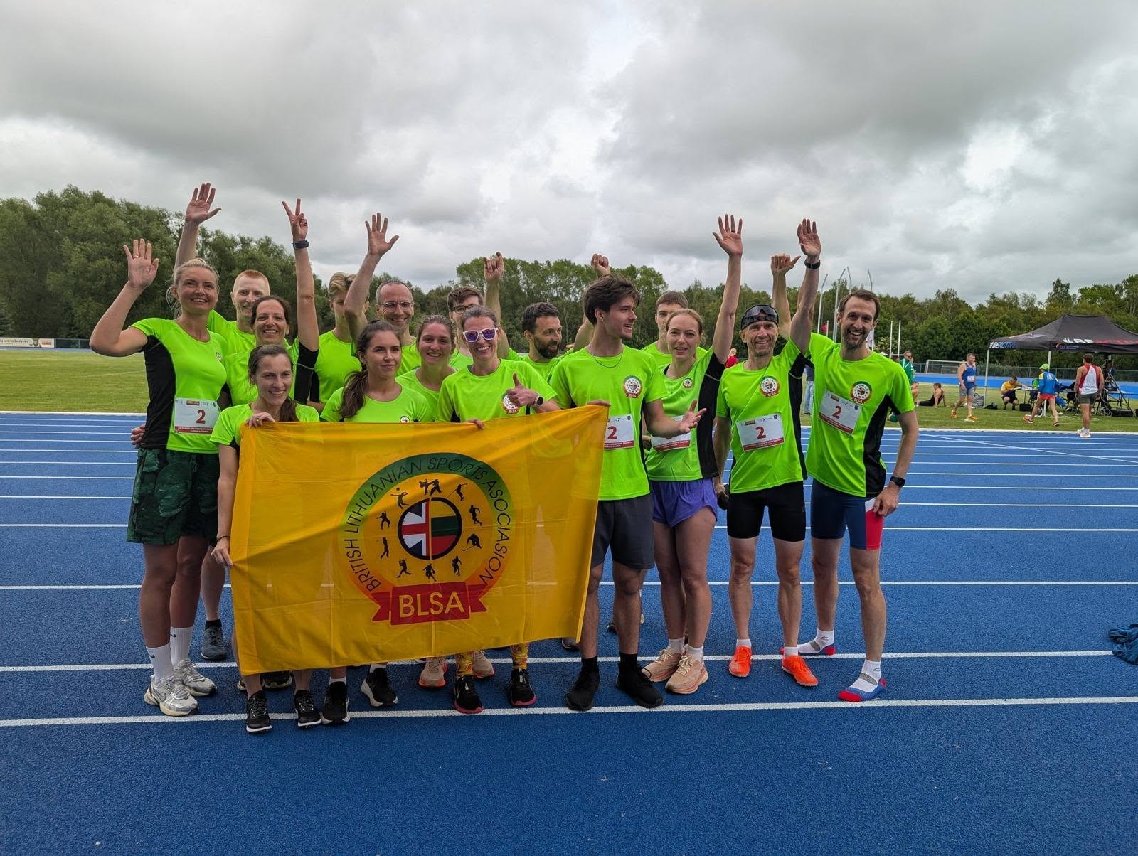 BLSA lengvosios atletikos komanda stadione